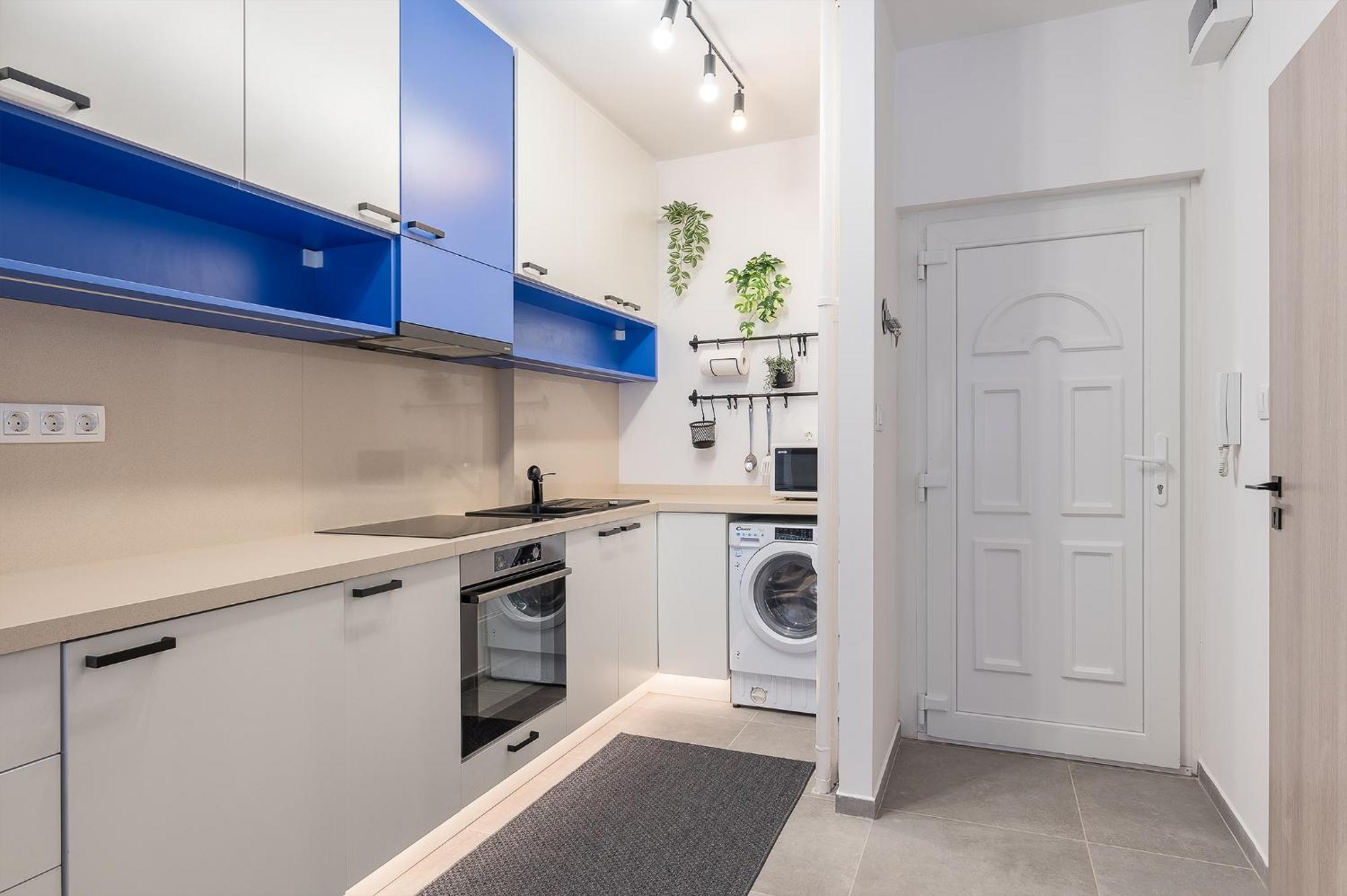 בודפשט Newly Renovated!!! - Modern Apartment 10 Minutes From The Grand Boulevard מראה חיצוני תמונה
